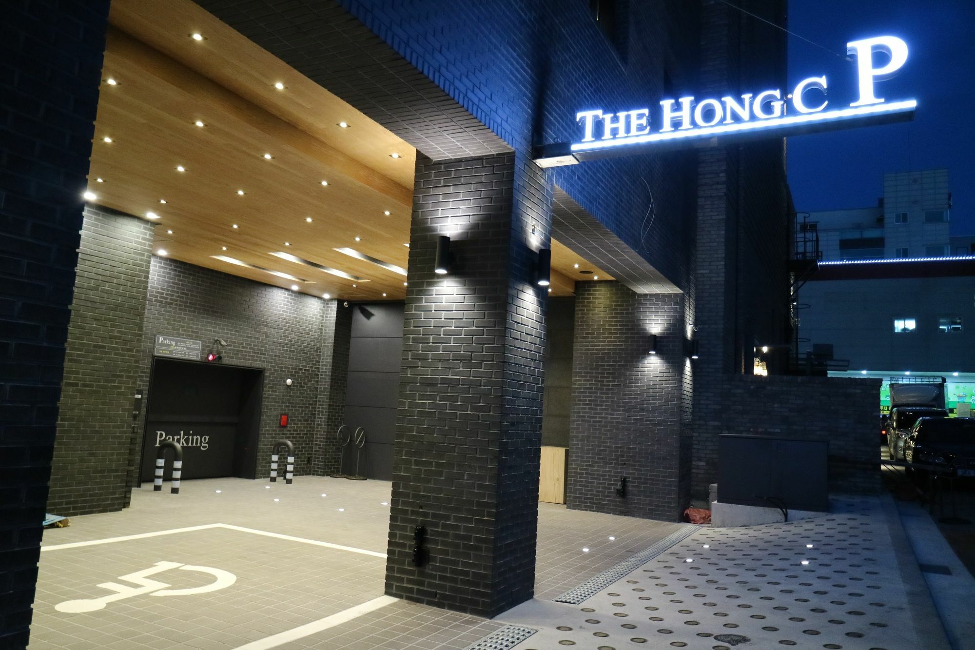 The Hong C Hotel Kangrung Kültér fotó